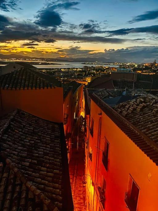 Apartamento Castello Attic Sunset Terrace Cagliari Exterior foto