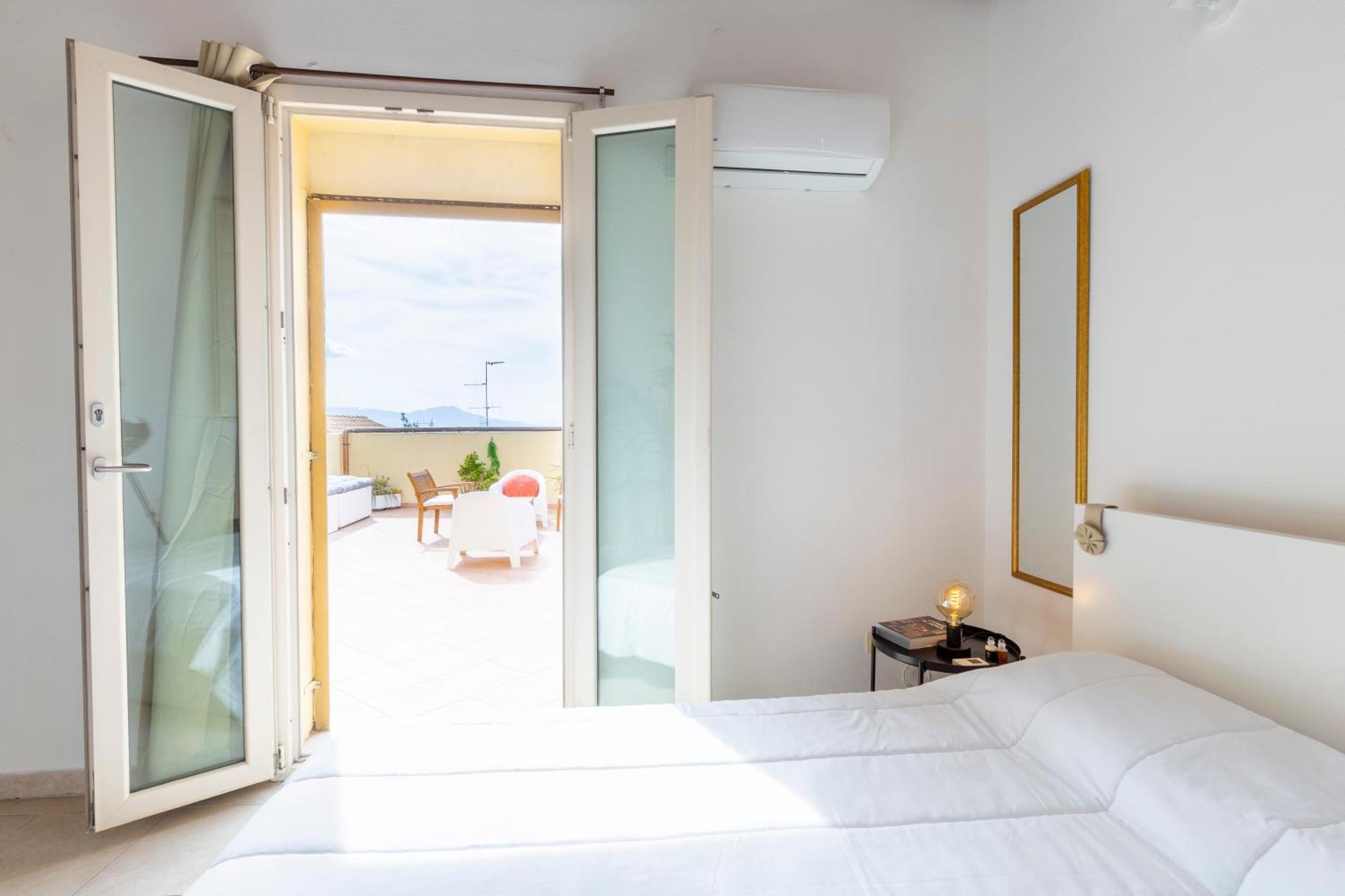 Apartamento Castello Attic Sunset Terrace Cagliari Exterior foto
